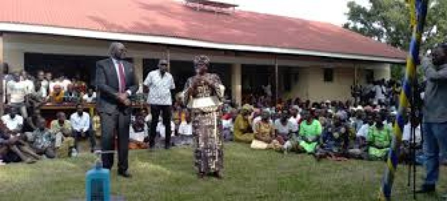 Otuke District CAO Issued a Two Months Ultimatum To Account For  a Consignment  of 70 Iron Sheets